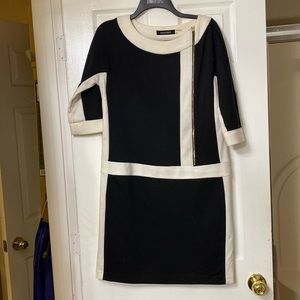 Woman’s Ellen Tracy dress